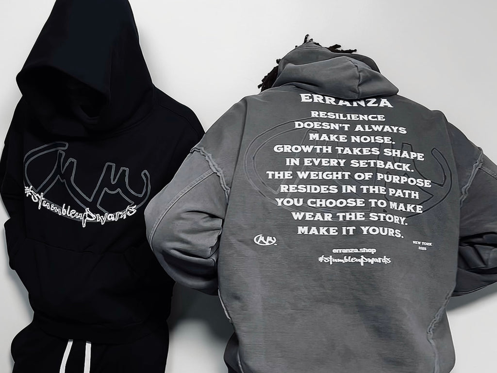 SIGNATURE HOODIE